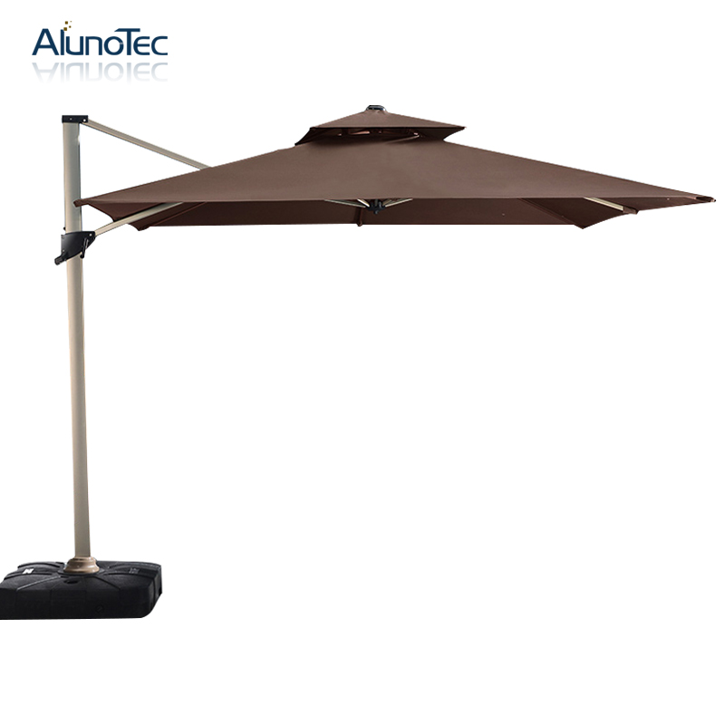 Römischer Regenschirm mit Kaffeedach aus Aluminium für den Außenbereich mit Sockel 
